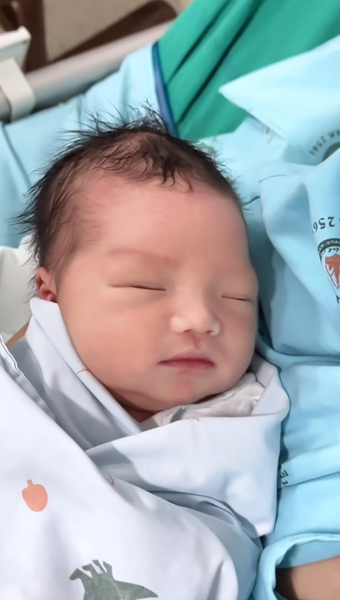 น้ำตาลตาแป๋ว อินฟลูฯ เผยเหตุคลอดลูกที่ รพ รัฐ น้ำตาลตาแป๋ว อินฟลูฯ เผยเหตุคลอดลูกที่ รพ รัฐ