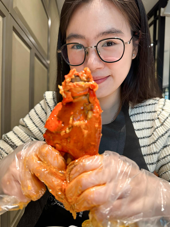 เปิดวาร์ป ทนายเมย์ แจ้งเกิดกลางโหนกระแส