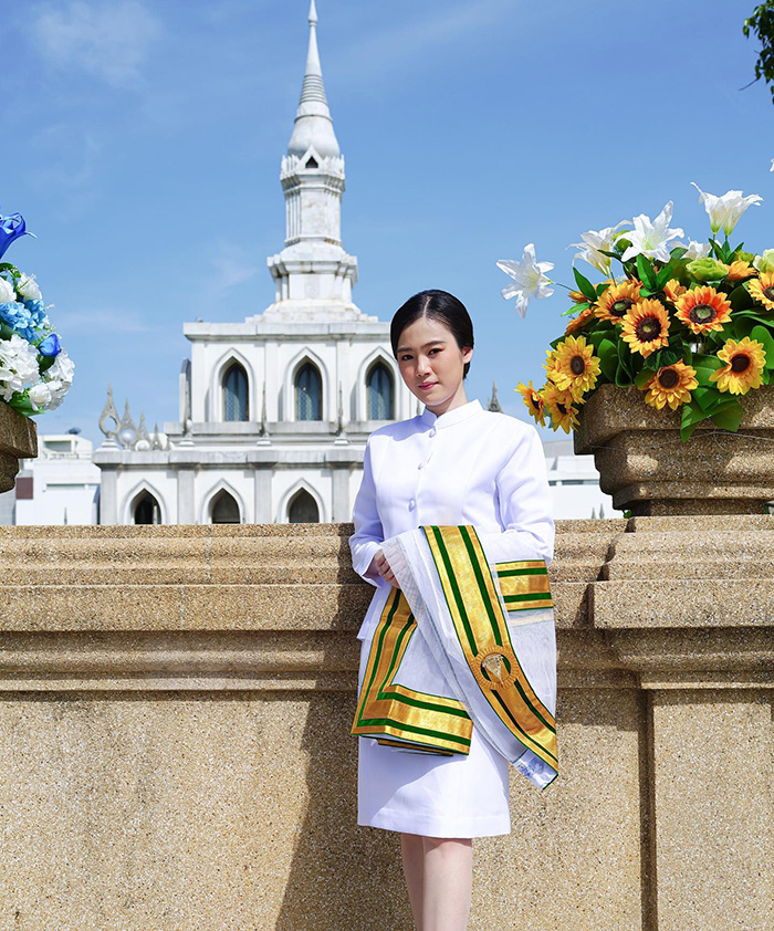 เปิดวาร์ป ทนายเมย์ แจ้งเกิดกลางโหนกระแส