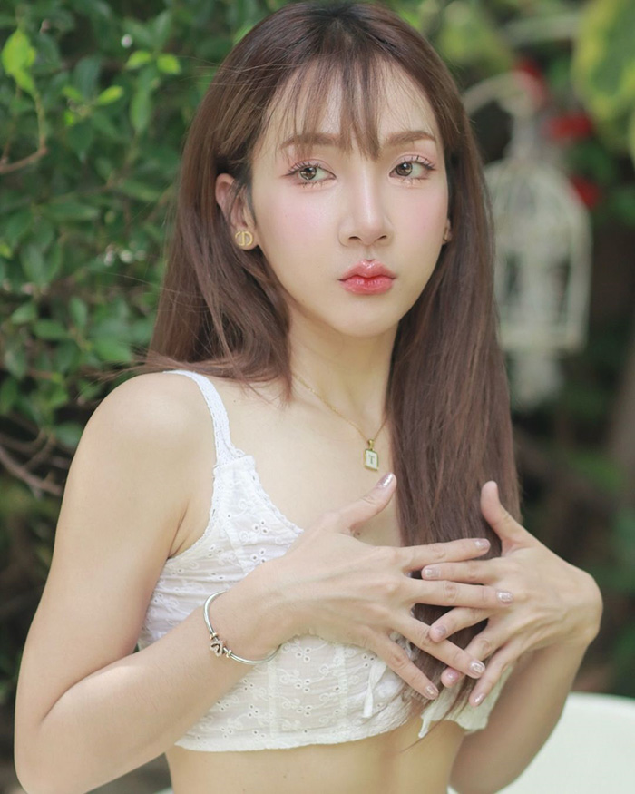 ตุ๊ดตู่ โหนกระแส